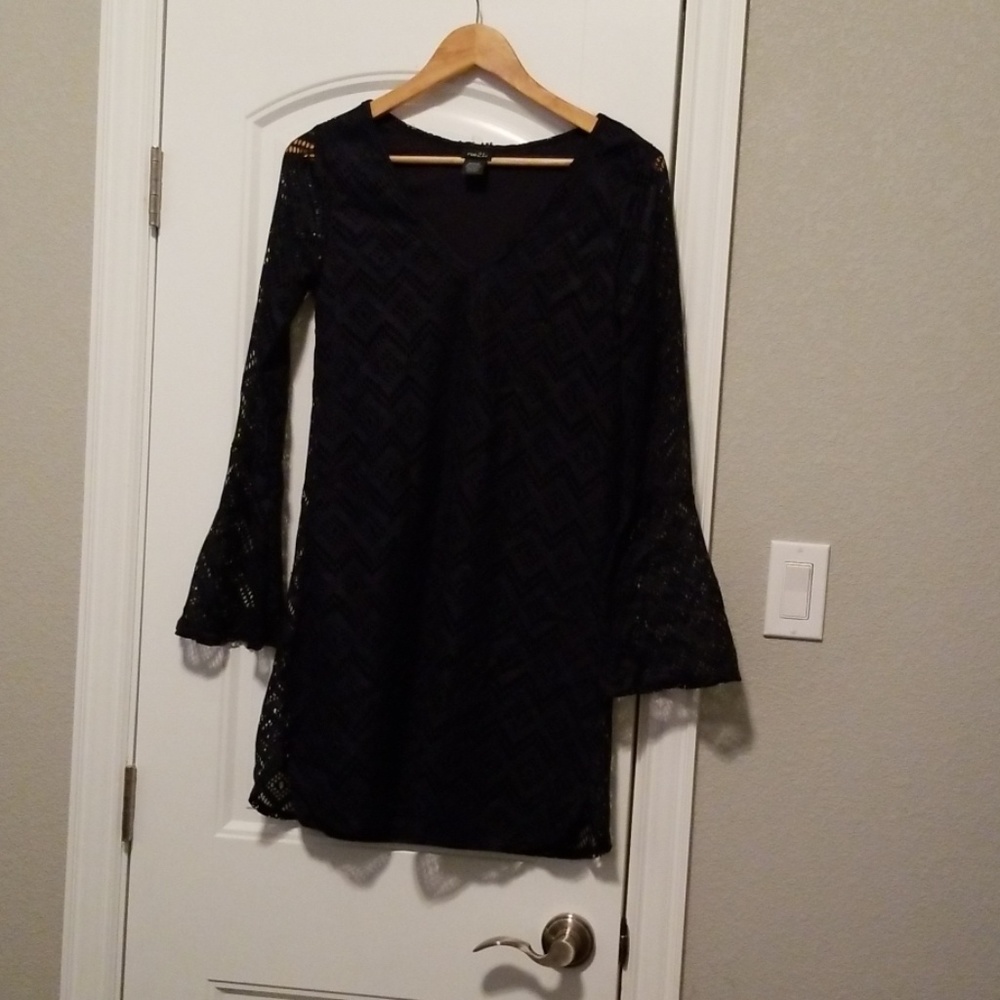Rue 21 Black Bell Sleeve Dress Size Medium